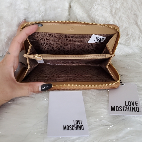 LOVE MOSCHINO wallet - Picture 2 of 2